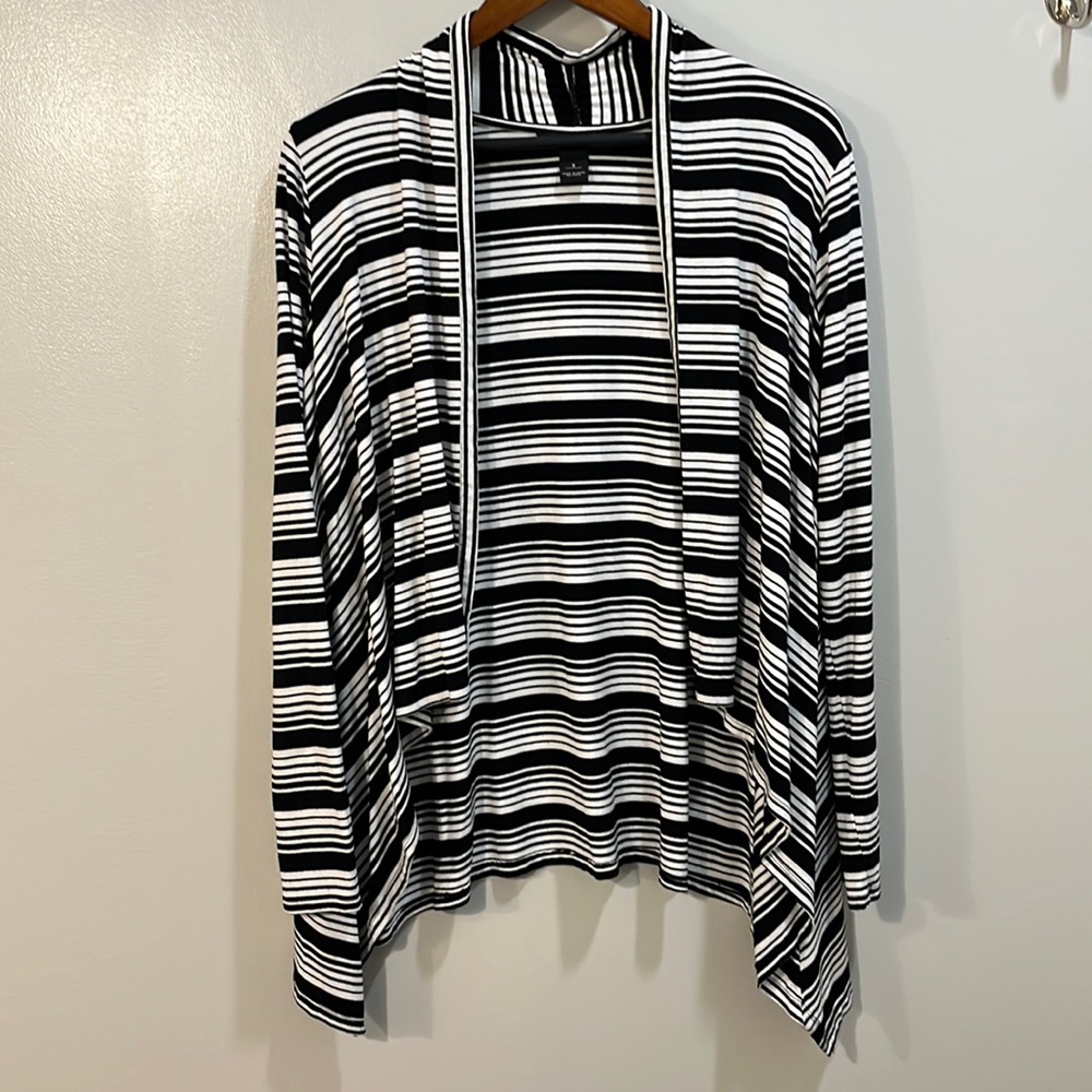 White House Black Market Open Waterfall Midi Cardigan Black and White Size S